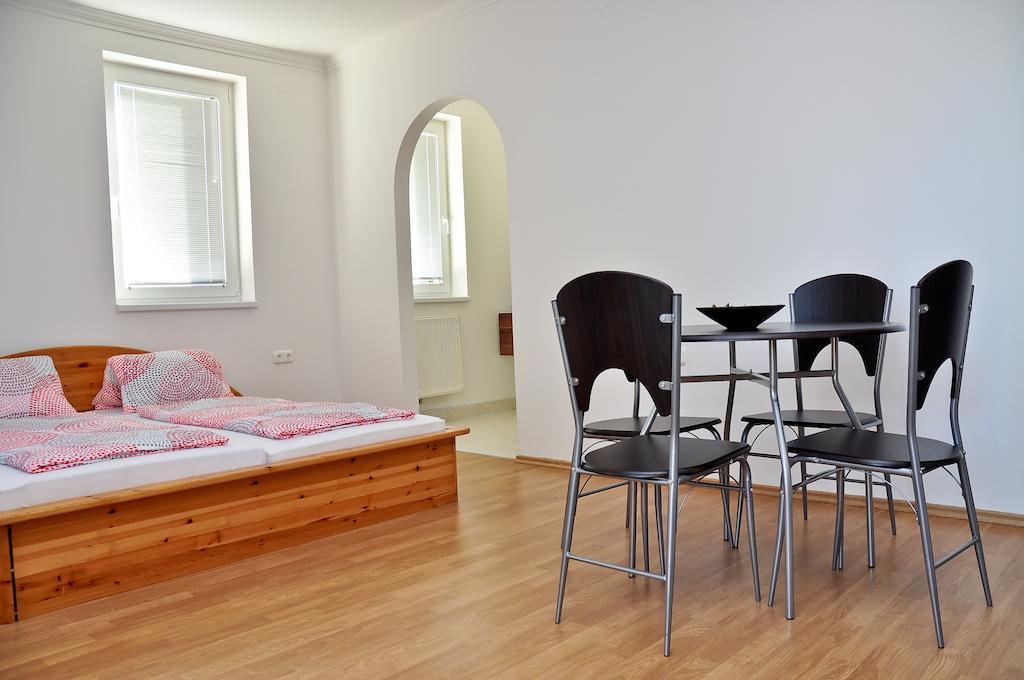 Családi Élmény Apartman és Vendégház Hajdúszoboszló Habitación foto